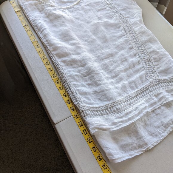 Alessia Pacini white linen blouse with cap sleeves and lace cut-outs - Picture 8 of 10